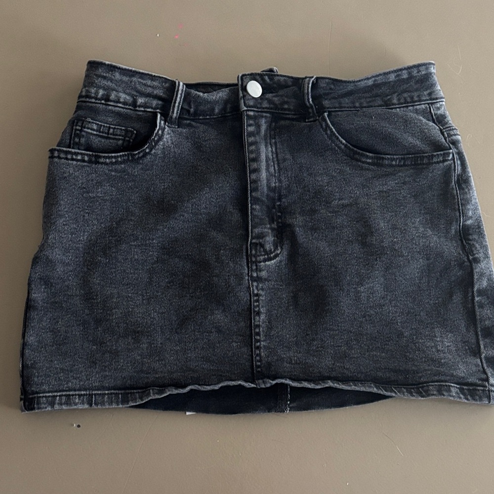 SHEIN Charcoal Mini Denim Skirt